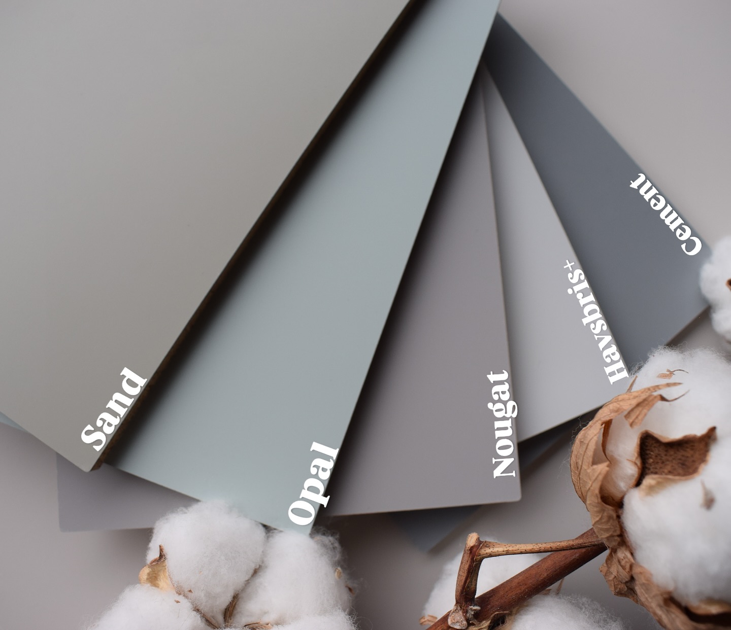 ✨Att välja rätt färg är nyckeln till att skapa den perfekta atmosfären i ditt kök!🏠Från den varma tonen av nougat🤎som ger en mysig känsla, till den friska havsbrisen 🌊 som lyser upp rummet med energi – varje nyans har sin egen historia att berätta! Vilken färg inspirerar dig mest? Kommentera nedan! 👇👇 Dela gärna med vänner som också funderar på köksrenovering! 💬✨ #Köksinspiration #Färgval #Design #Inredning #Hemmakväll #DIY #köksrenovering #renoverakök #vasakök